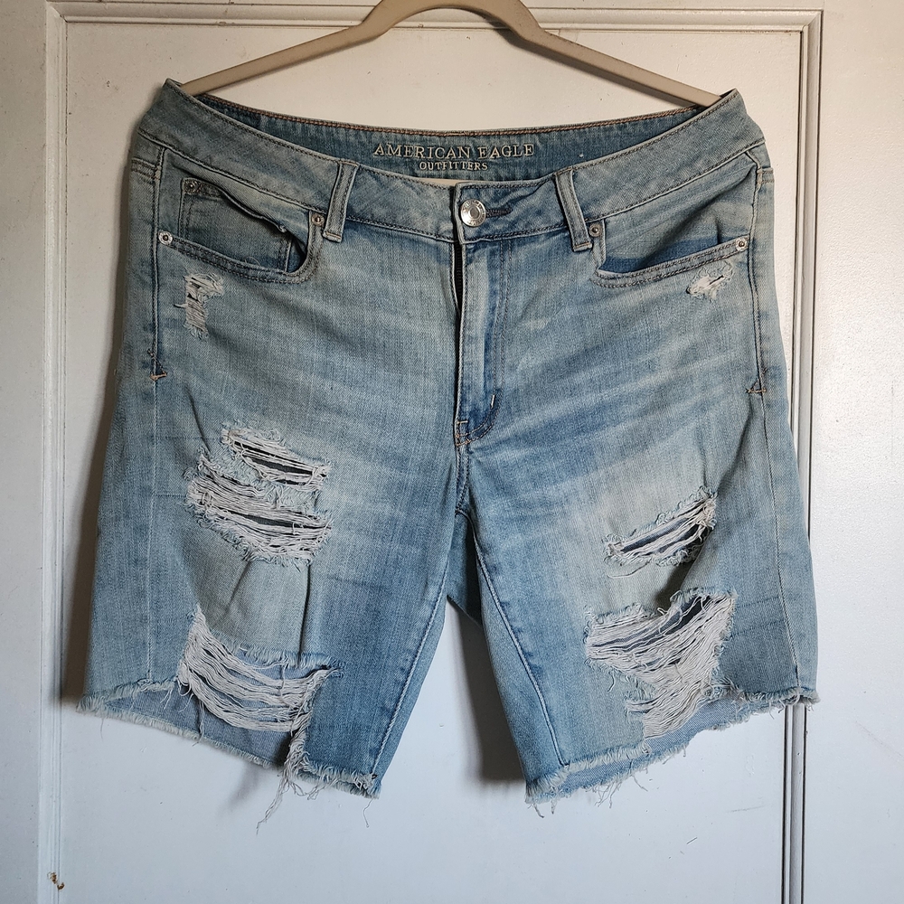 American Eagle Distressed Light Wash Denim Shorts